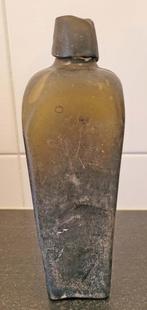 Gin fles Nederlands of Engels 18 de of 19 eeuw antieke fles, Ophalen of Verzenden