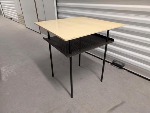 Wim Rietveld voor Auping, slaapkamer tafeltje, bijzettafel, Huis en Inrichting, Tafels | Bijzettafels, Gebruikt, Vierkant, 45 tot 60 cm