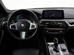 BMW 5-serie Touring 520i HE LUXURY + PANORAMA | HEAD-UP | LI, Auto's, Automaat, 1998 cc, Achterwielaandrijving, Gebruikt