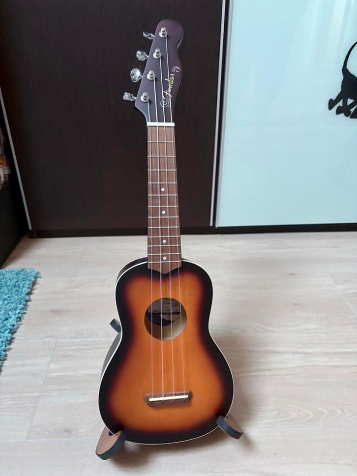 Fender Venice Soprano Ukelele, Muziek en Instrumenten, Snaarinstrumenten | Gitaren | Akoestisch, Zo goed als nieuw, Ophalen of Verzenden