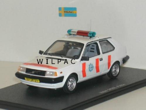 Volvo 340 . Nederlandse . Politie. 1:43 Van . Neo in resin., Hobby en Vrije tijd, Modelauto's | 1:43, Nieuw, Auto, Overige merken