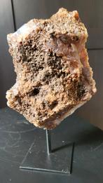 Prachtige agaat op standaard, Verzamelen, Mineralen en Fossielen, Ophalen of Verzenden