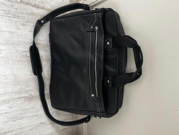 Laptoptas beschikbaar voor biedingen
