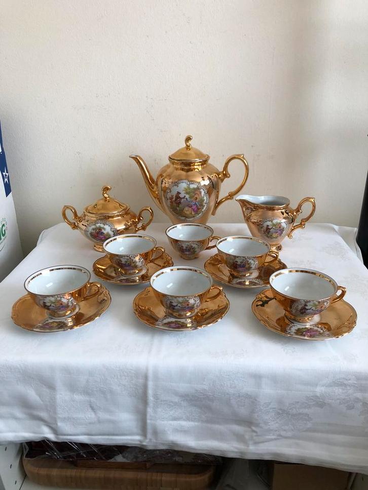 Gemerkt compleet koffie service set, Antiek en Kunst, Antiek | Servies compleet, Ophalen of Verzenden