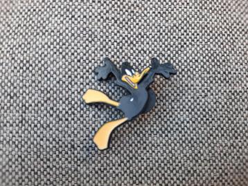 1 grappige pin van Daffy Duck te koop beschikbaar voor biedingen