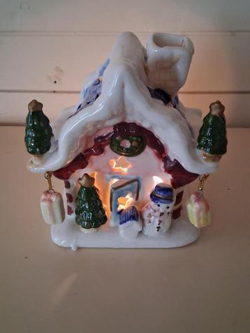 Waxinelichthouder kersthuisje - aardewerk beschikbaar voor biedingen
