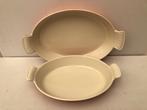 2 Cousances (Le  Creuset) gietijzer ovenschalen - zgan, Huis en Inrichting, Keuken | Potten en Pannen, Ophalen of Verzenden, Zo goed als nieuw