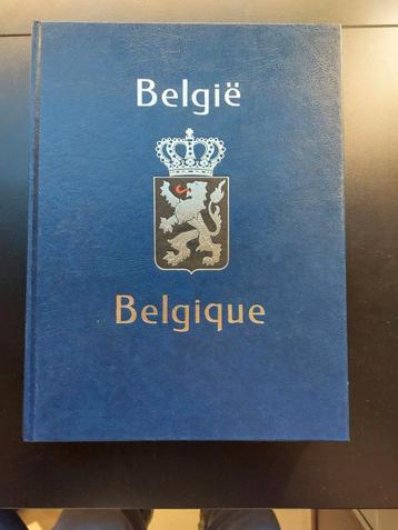 Leeg DAVO insteekalbum met 32 witte pagina’s België  beschikbaar voor biedingen