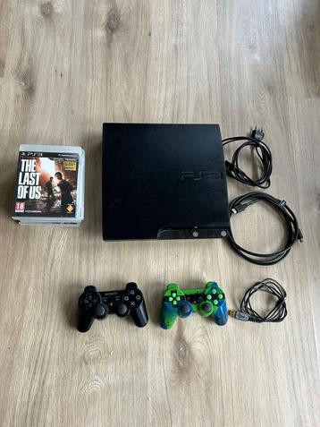 Playstation 3 met twee controllers en diverse spellen beschikbaar voor biedingen