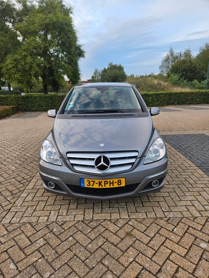Mercedes-Benz B-Klasse 2.0 CDI B180 5DRS CVT 2010 Grijs, Auto's, Mercedes-Benz, Particulier, B-Klasse, ABS, Airbags, Airconditioning