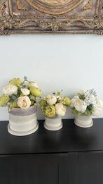 Mooie vazen met kunstbloemen decoratie interieur, Ophalen of Verzenden, Zo goed als nieuw