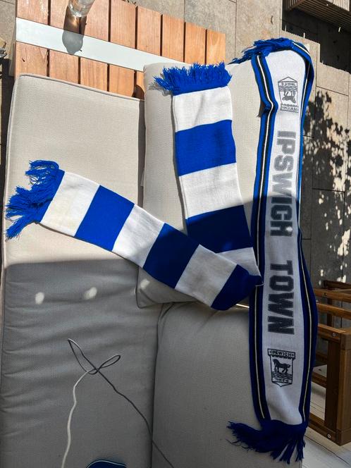 Ipswich Town sjaal(s), Verzamelen, Sportartikelen en Voetbal, Nieuw, Vaantje of Sjaal, Buitenlandse clubs, Ophalen of Verzenden
