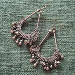 Grote zilverkleurige oorhangers met belletjes, Overige materialen, Hangers, Ophalen of Verzenden, Zo goed als nieuw