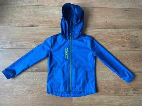 Kipstra (decathlon) blauwe voetbal regenjas maat 8 (125/132), Kinderen en Baby's, Kinderkleding | Maat 128, Jongen, Sport- of Zwemkleding