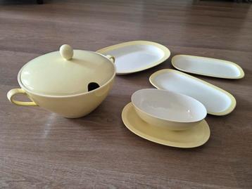 Petrus Ragout serveerschalen, jus-sauskom, aardappelschaal beschikbaar voor biedingen