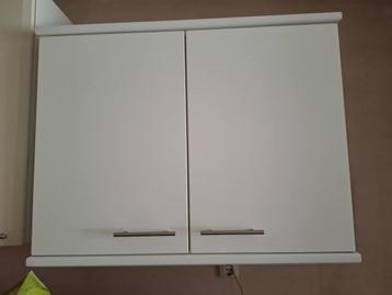 Keukenkasten beschikbaar voor biedingen
