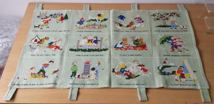 Borduurwerk Kinderversjes van Toen - Mies Bloch, Hobby en Vrije tijd, Borduren en Borduurmachines, Gebruikt, Overige typen, Handborduren