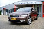 Skoda Octavia 1.4 TSI Greentech Ambition Businessline Aut. N, Auto's, Skoda, Euro 5, Gebruikt, 4 cilinders, Bruin