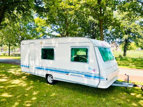 Adra unica 502DK#Kinderkamer#Voortent+Luifel#Stapelbed 5pers, Caravans en Kamperen, Caravans, Bedrijf, tot en met 5, 750 - 1000 kg