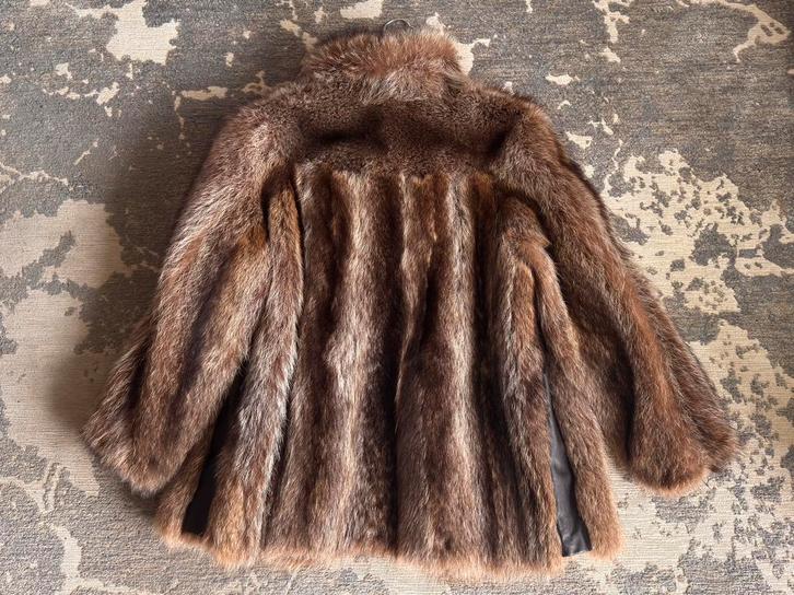 Schitterende echte vintage bontjas maat 40 / M, Kleding | Dames, Jassen | Winter, Ophalen of Verzenden