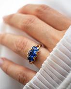 Vintage 9K gouden trilogy ring met Kyaniet - 17, Ophalen of Verzenden, Zo goed als nieuw, 17 tot 18, Met edelsteen