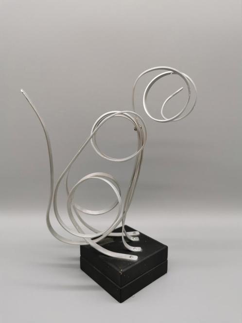 Sculptuur Jan van Wijk 1979  ontwerp gestileerd kat / poes., Antiek en Kunst, Kunst | Beelden en Houtsnijwerken, Verzenden