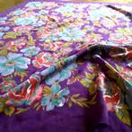 Grote vierkante sjaal met bloemen, rozen, paars, Kleding | Dames, Mutsen, Sjaals en Handschoenen, Ophalen of Verzenden, Gedragen