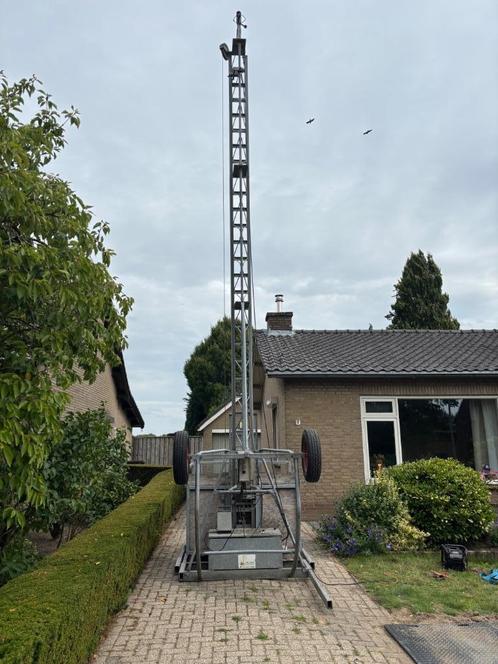 De Jong bouwlift, Doe-het-zelf en Verbouw, Bouwliften, Zo goed als nieuw, Bouwlift, Ophalen