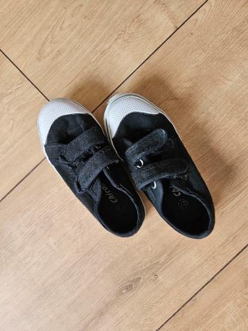 Gymschoenen maat 27 beschikbaar voor biedingen
