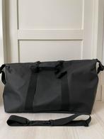 Rains weekend bag large zwart, Sieraden, Tassen en Uiterlijk, Tassen | Reistassen en Weekendtassen, 30 cm of meer, Zo goed als nieuw