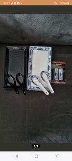 Set sushi bordjes met lepels en stokjes leggers zgan, Huis en Inrichting, Keuken | Servies, Overige materialen, Overige typen