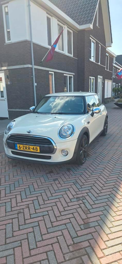 Te koop: Mini one 2015 1.2 Business edition. Navi, airco, Auto's, Mini, Particulier, Ophalen