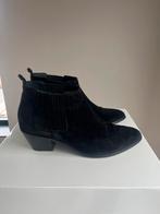 Closed suède enkellaarsjes zwart 40, Kleding | Dames, Zwart, Lage of Enkellaarzen, Ophalen of Verzenden, Zo goed als nieuw