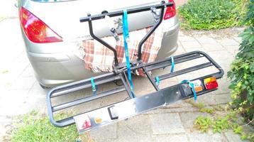 Degelijke fietsendrager voor 3 fietsen beschikbaar voor biedingen