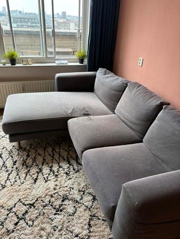Bank beschikbaar voor biedingen