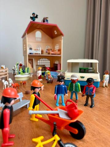 Divers Playmobil beschikbaar voor biedingen