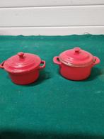 Pannetje aardewerk rood met deksel 1 verkocht, Huis en Inrichting, Ophalen of Verzenden, 'T Olde Gre-j, Info@toldegrej.nl, Endepoelstraat 20f Didam