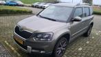 Skoda Yeti 1.2 TSI 81KW 2015 Goud, Auto's, Skoda, Voorwielaandrijving, Stof, Zwart, Cruise Control
