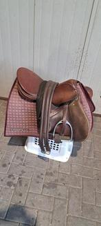 Rijzadel pony zadel, Ophalen