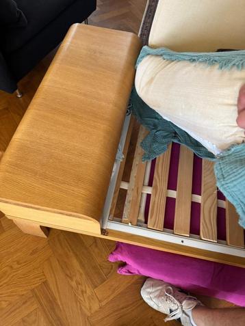 Logeerbed beschikbaar voor biedingen