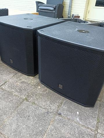 2x Electro voice ekx 18sp 1200 watt sub! in flightcase zgan beschikbaar voor biedingen