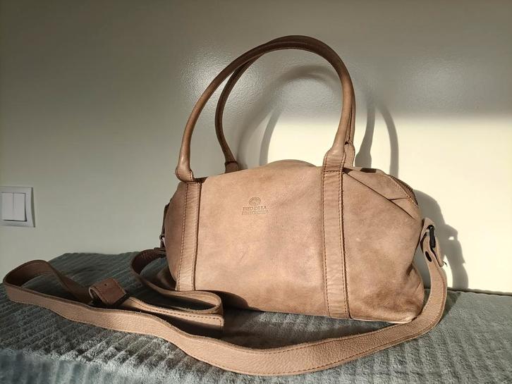 Fred de la Bretoniere Tas - Kwaliteitsleer, Sieraden, Tassen en Uiterlijk, Tassen | Damestassen, Gebruikt, Handtas, Beige, Ophalen of Verzenden