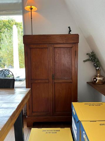 Antieke kast (Indonesië antiek teak) beschikbaar voor biedingen