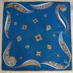 petrolkleurige sjaal met mooie print, slechts €2 verzendkstn, Kleding | Dames, Mutsen, Sjaals en Handschoenen, Verzenden, Zo goed als nieuw