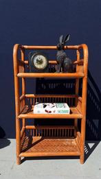 Vintage manou schappen kastje, handdoeken rekje, Gebruikt, Vintage, Ophalen of Verzenden, Nvt