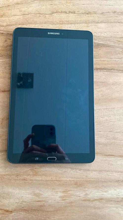 Samsung galaxy tab E oplaat poort defect, Computers en Software, Android Tablets, Gebruikt, 10 inch, 16 GB, Ophalen