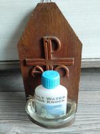 Antiek wijwaterbakje Alfa Omega + wijwater, Ophalen of Verzenden
