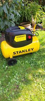 Stanley Compressor te koop, Doe-het-zelf en Verbouw, Compressors, Ophalen, 6 tot 10 bar, Zo goed als nieuw, Minder dan 200 liter/min