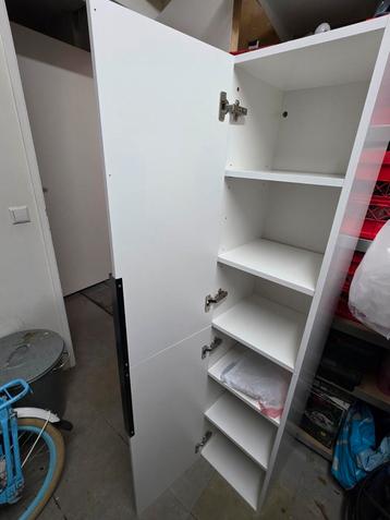 Badkamerkast - 162x35x33 cm - Gebruikt beschikbaar voor biedingen