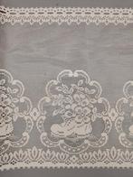 Nieuwe vitrage met bloemen - 62 cm hoog, Ophalen of Verzenden, Nieuw, 200 cm of meer, Minder dan 100 cm